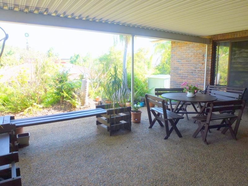 6 Rees Jones Close, Frenchville QLD 4701